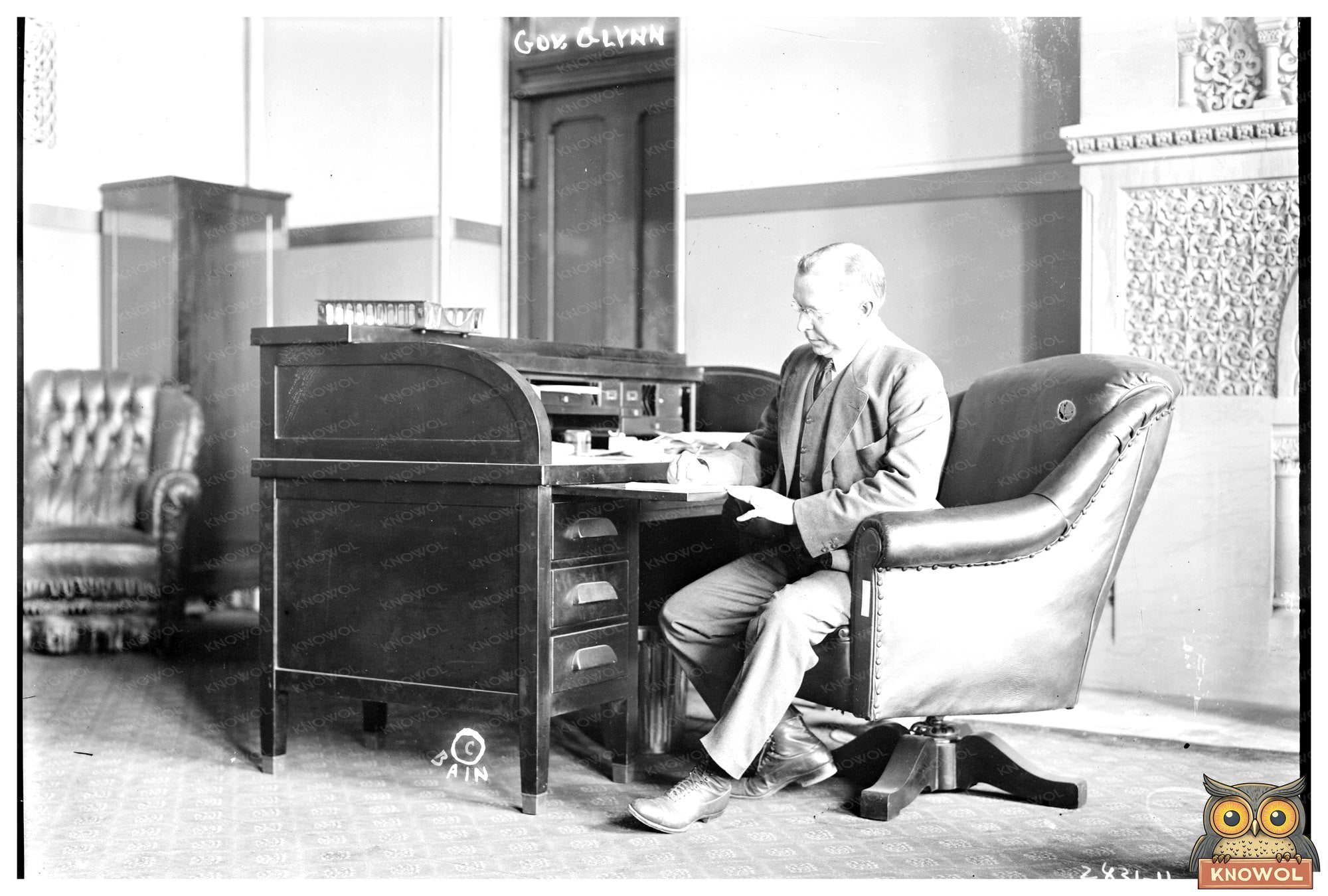 Governor Glynns Historic Office Portrait, 1910s