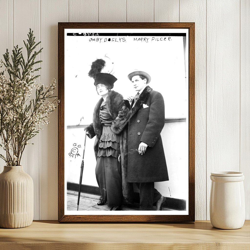 Elegant Duo: 1910s Vaudeville & French Stardom