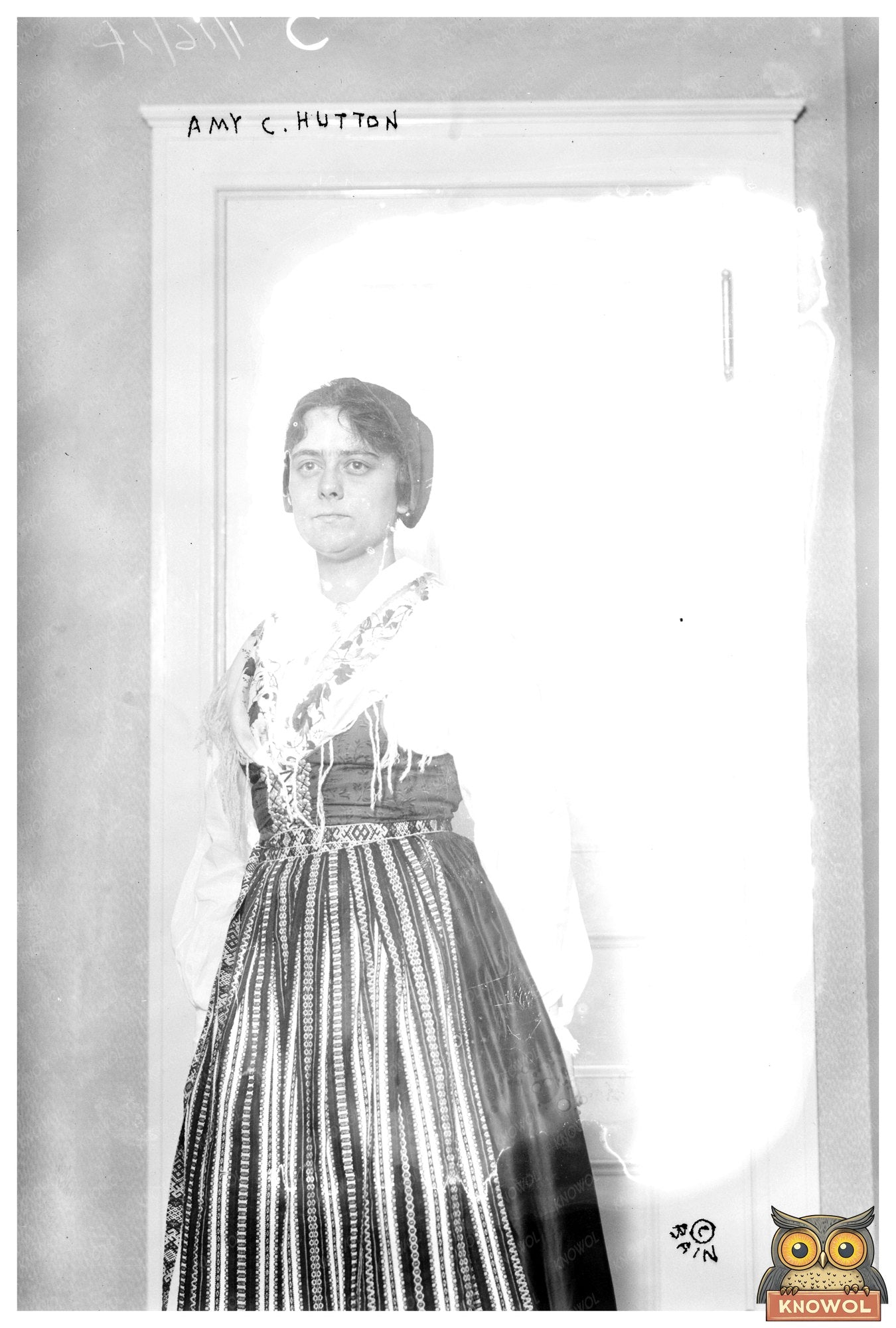 Elegant Early 20th Century Portrait of a Timeless Lady