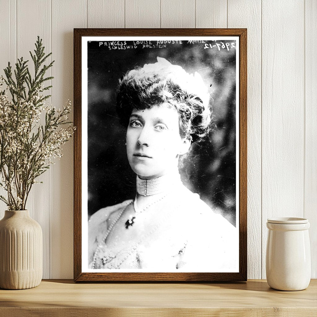 Regal Portrait of Princess Louise Auguste, 1910s