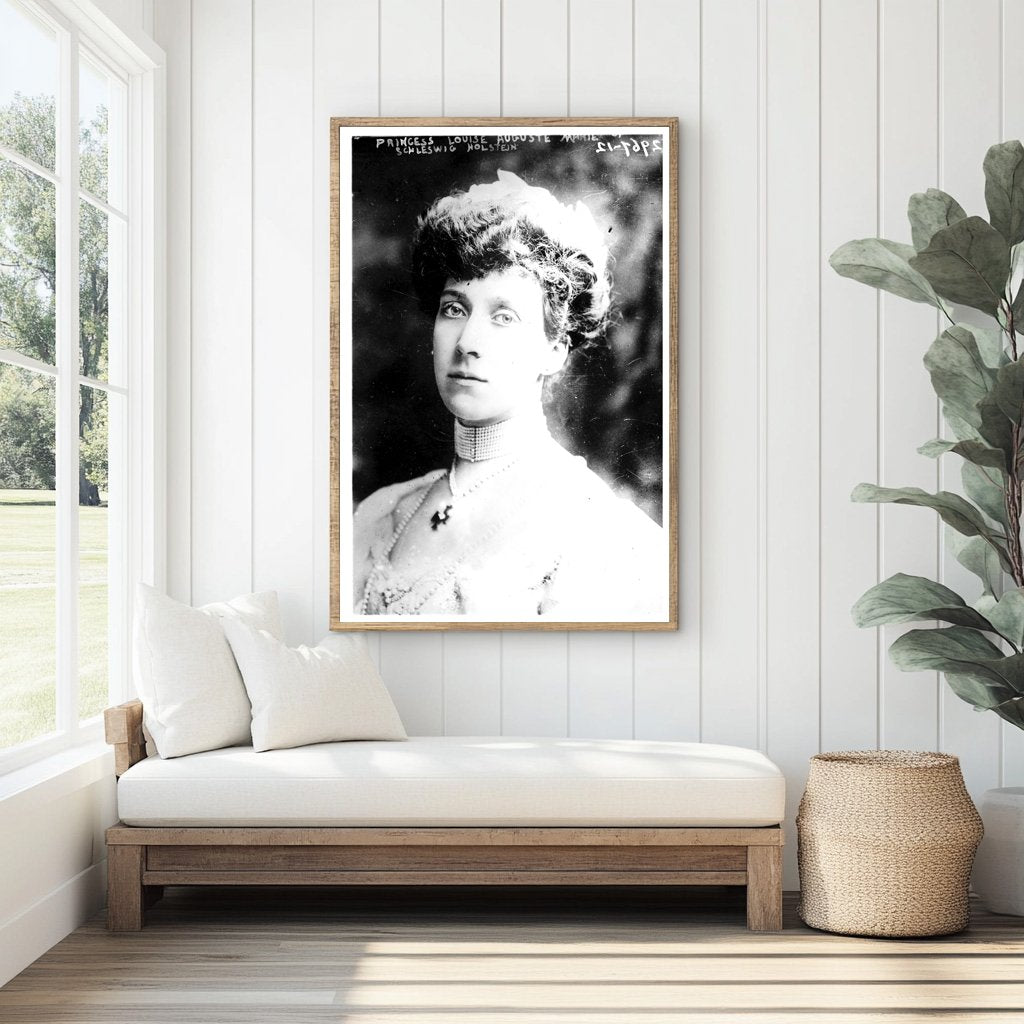 Regal Portrait of Princess Louise Auguste, 1910s