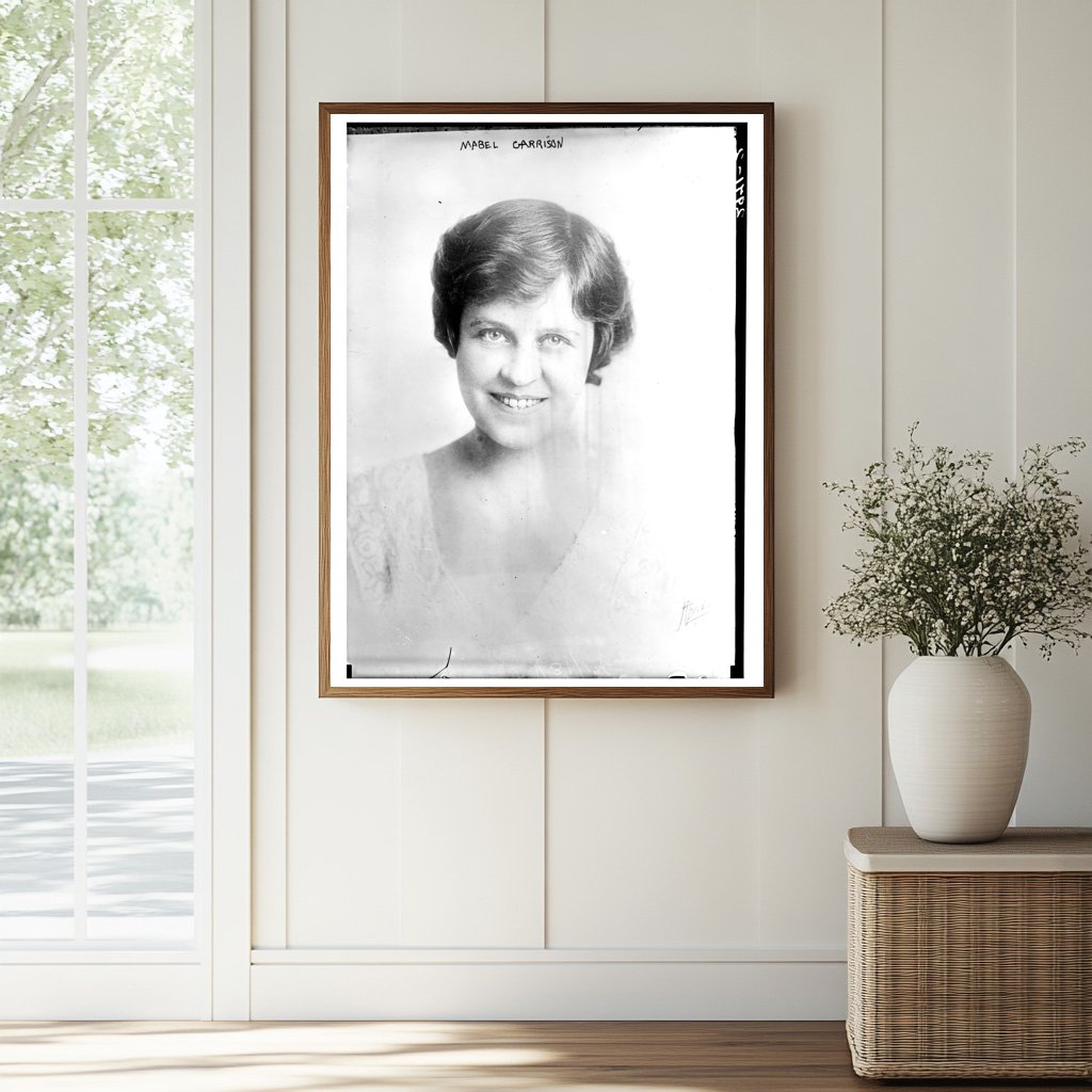 Soprano Star Mabel Garrison: Captivating Glass Negative