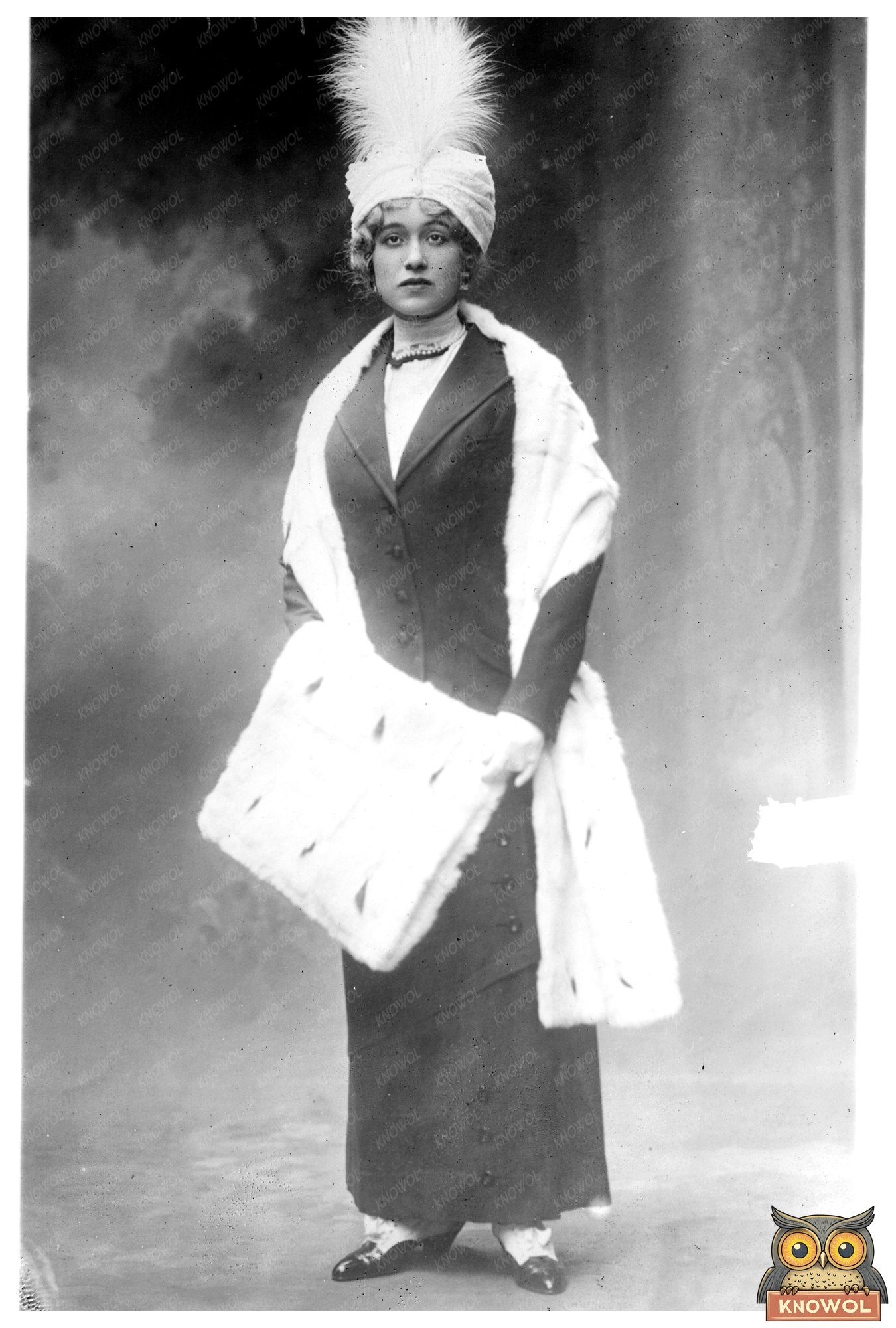 Empowering Portrait of Early 20th Century Woman