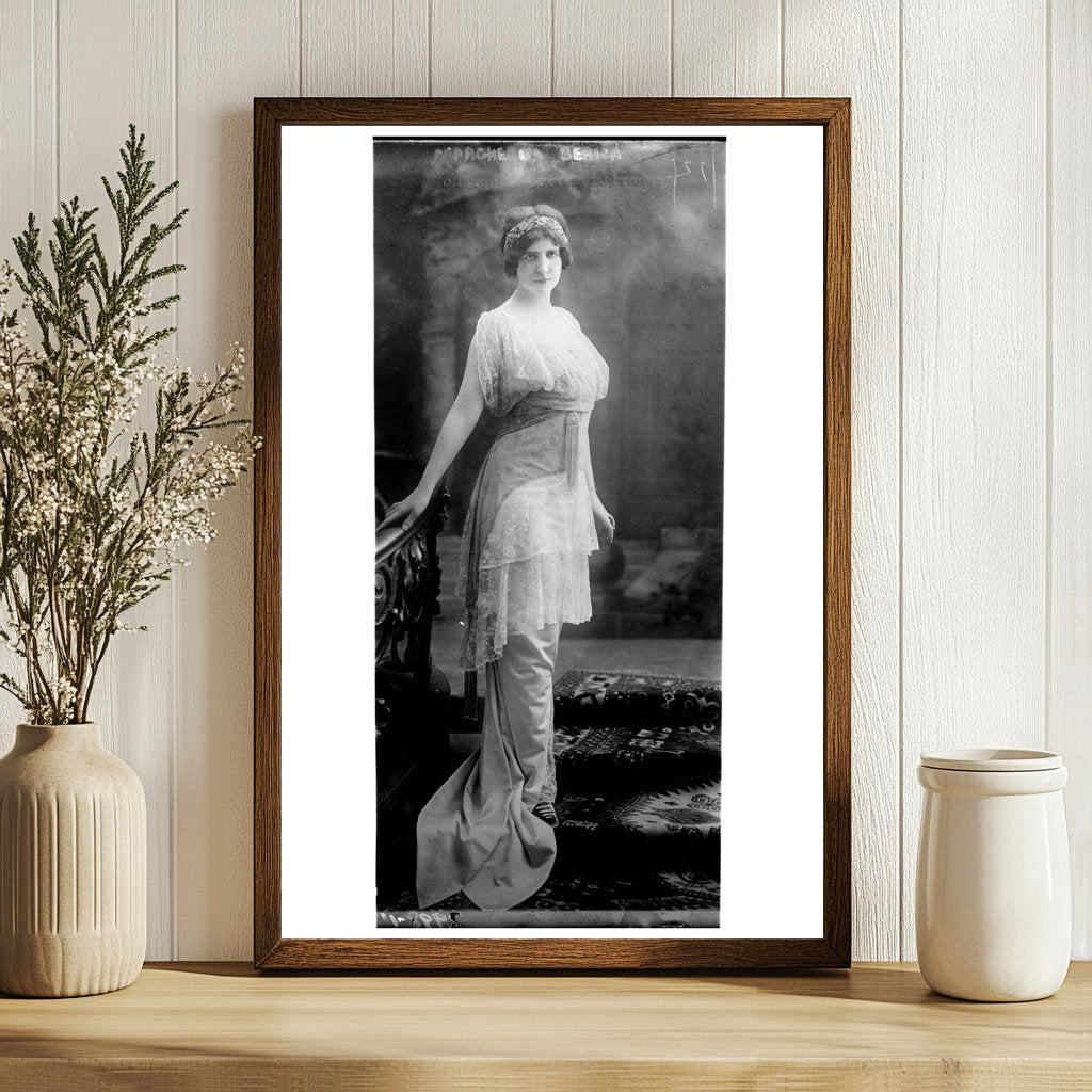 Elegant Portrait of Margherita Beriza, 1914