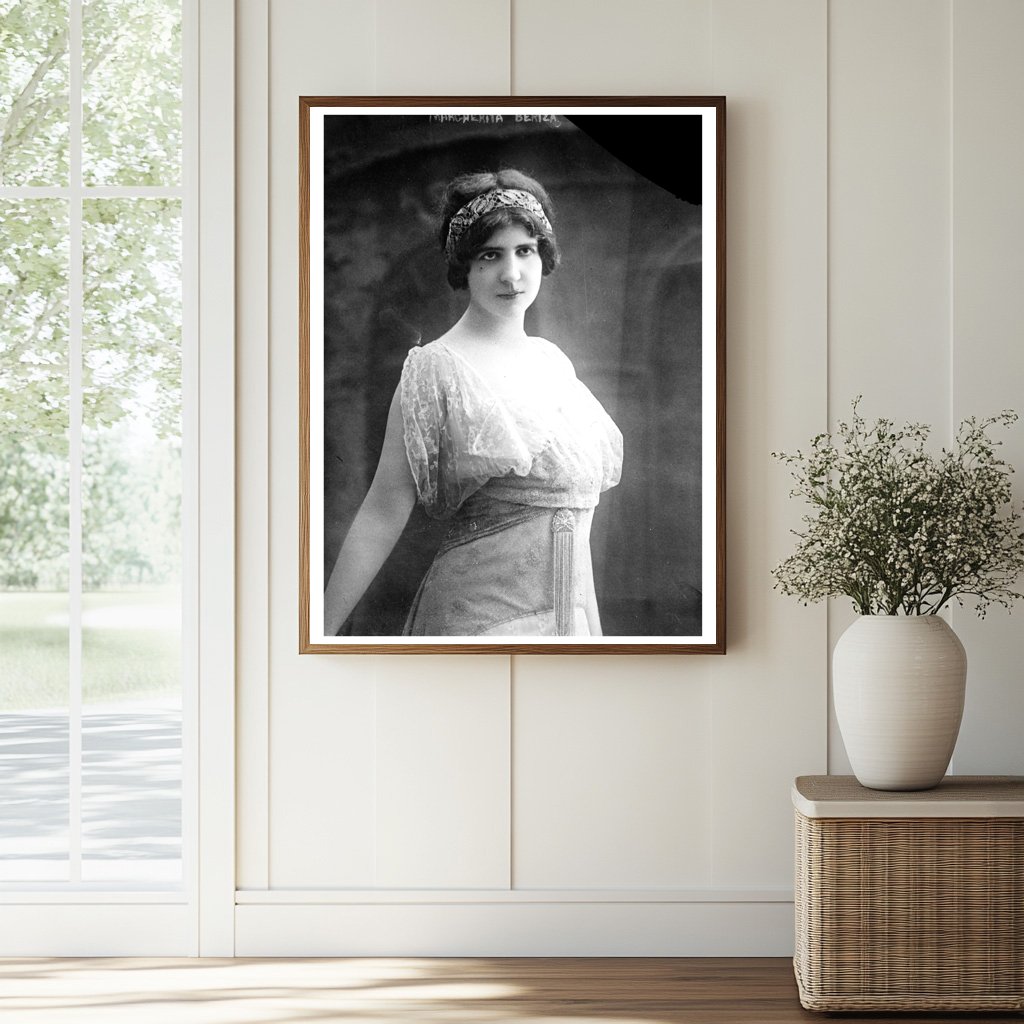 1914 Portrait of a Remarkable Woman in Time