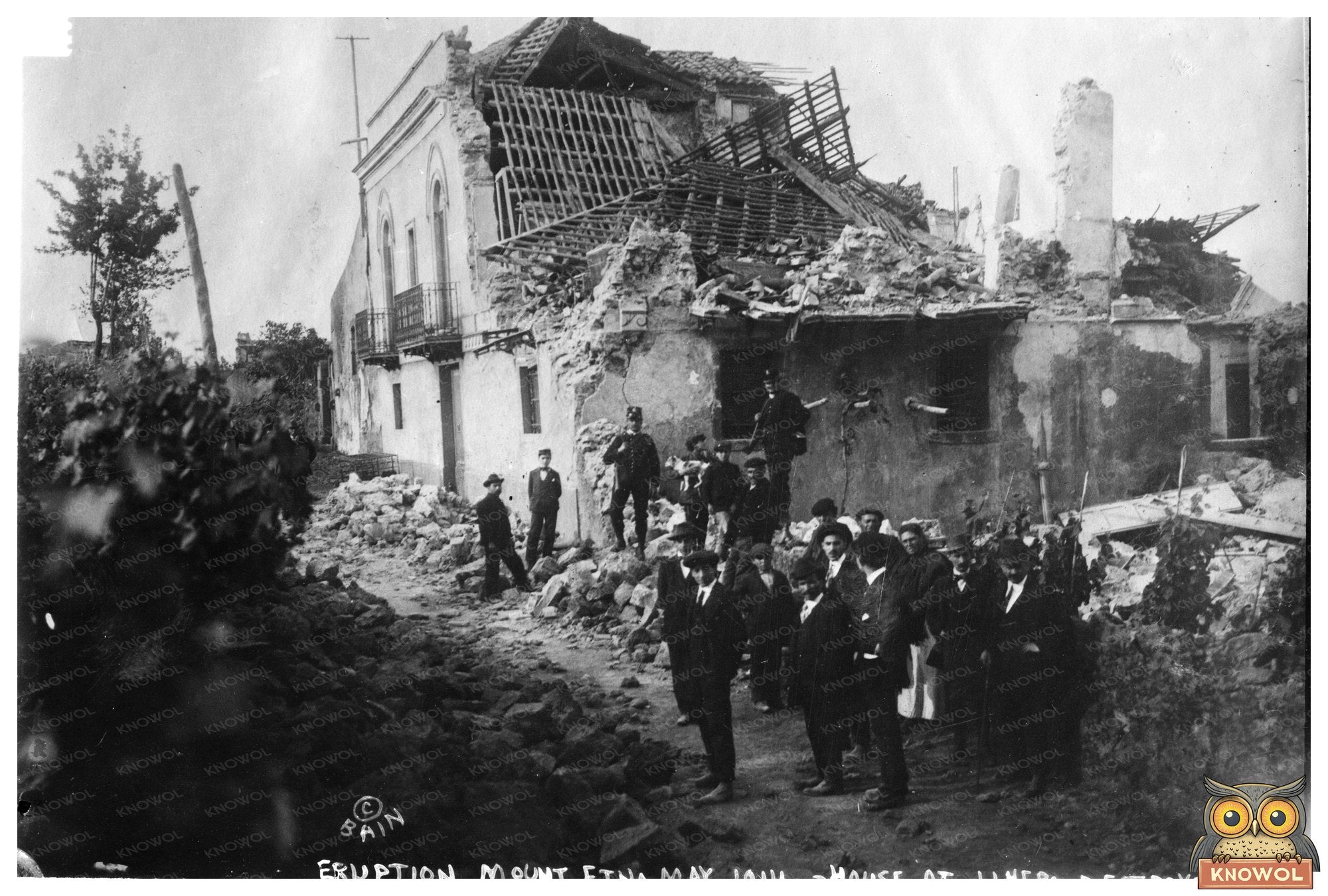 1914 Mount Etna Eruption: Lineros Destruction