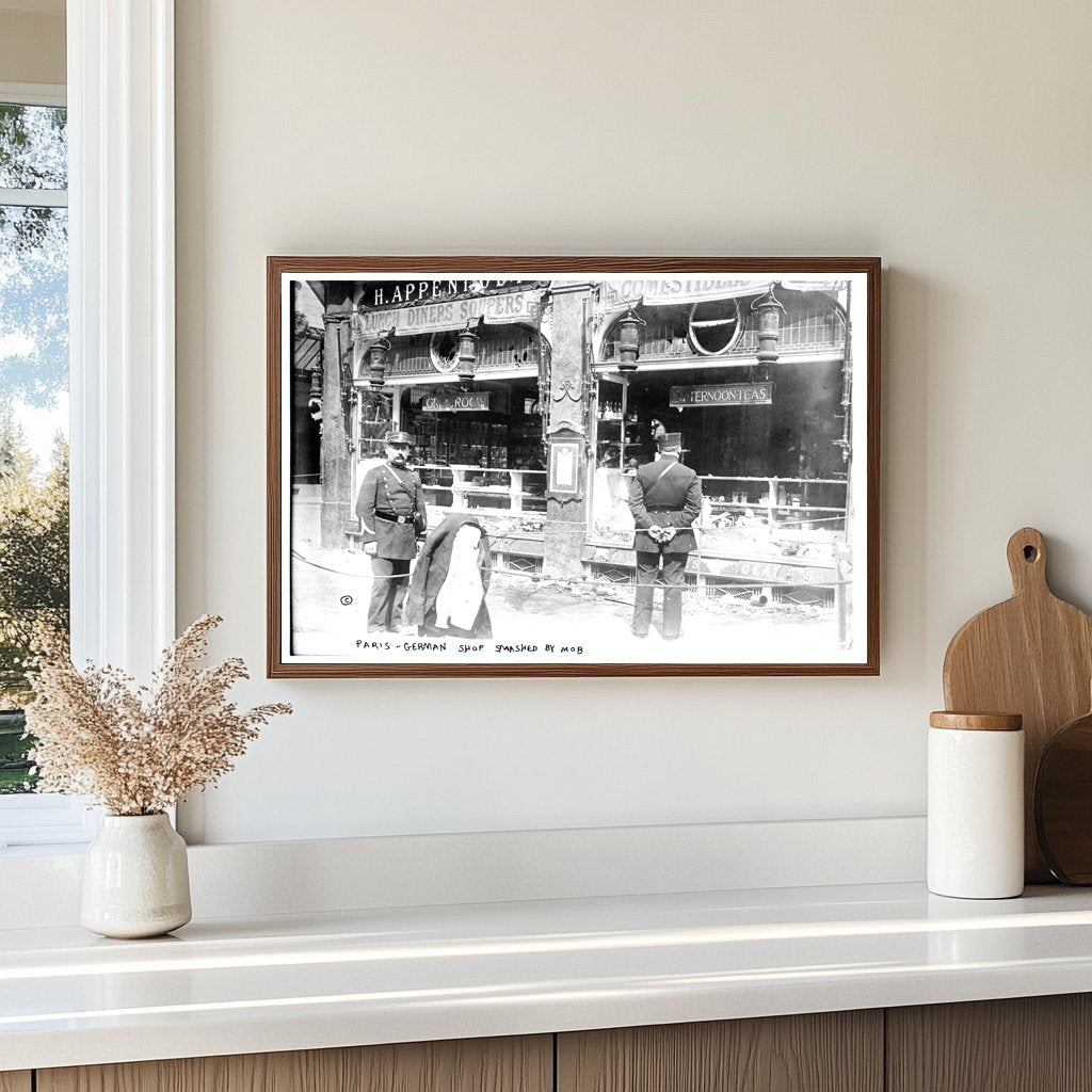1914 Paris: Mob Ransacks German Shop Amidst War Hysteria