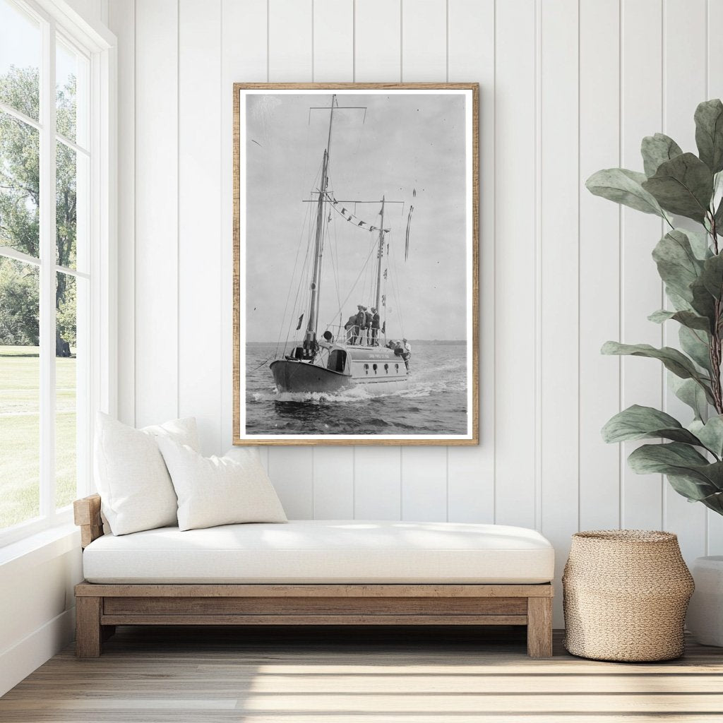 Vintage Lundin Lifeboat: Maritime Rescue Innovation