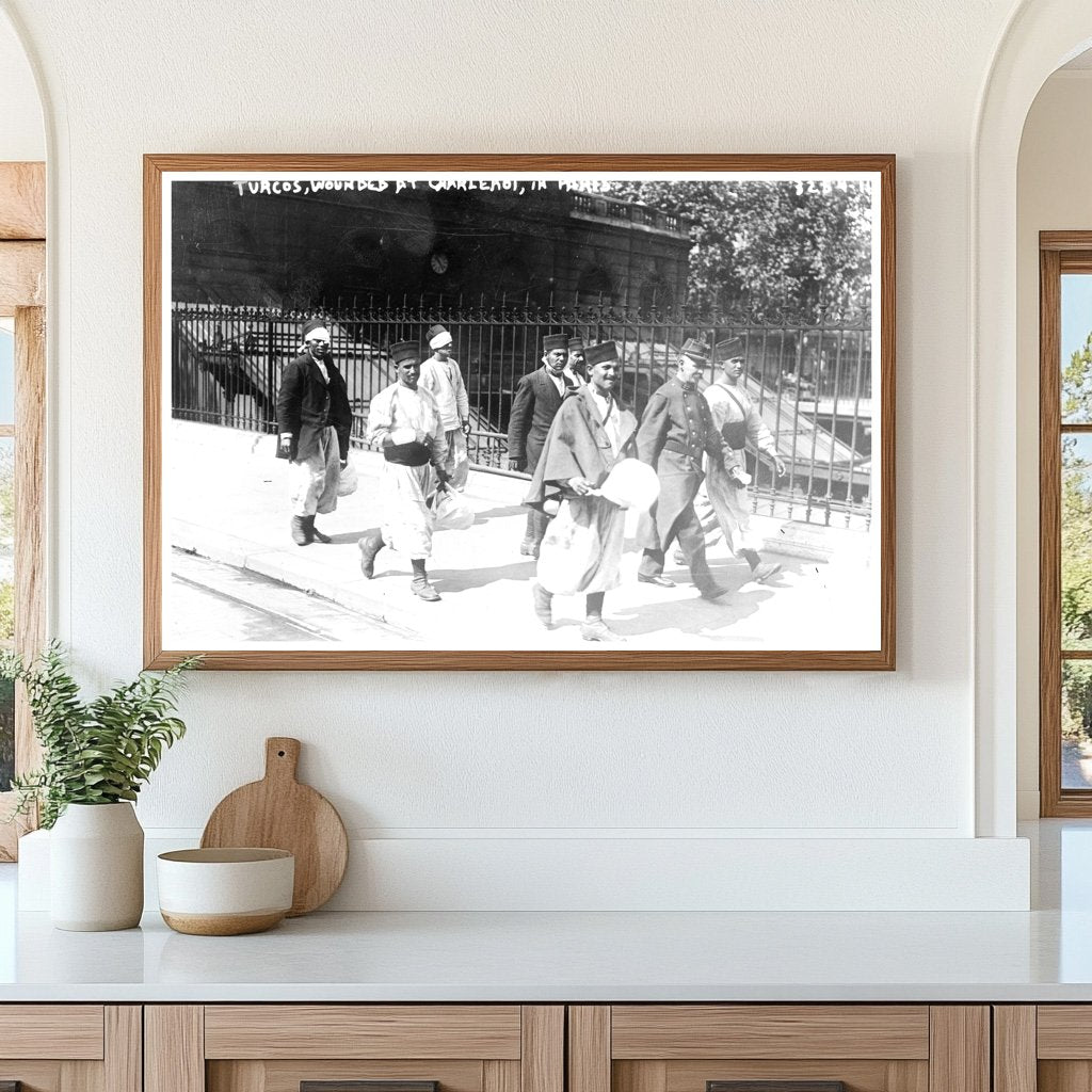 1914: Injured Turcos Soldiers Arrive in Paris
