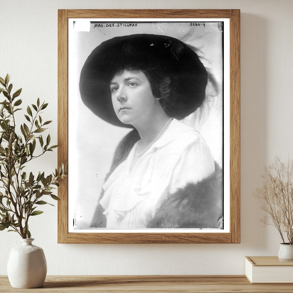 Elegant Portrait of Mrs. Geo. Stillman, 1914