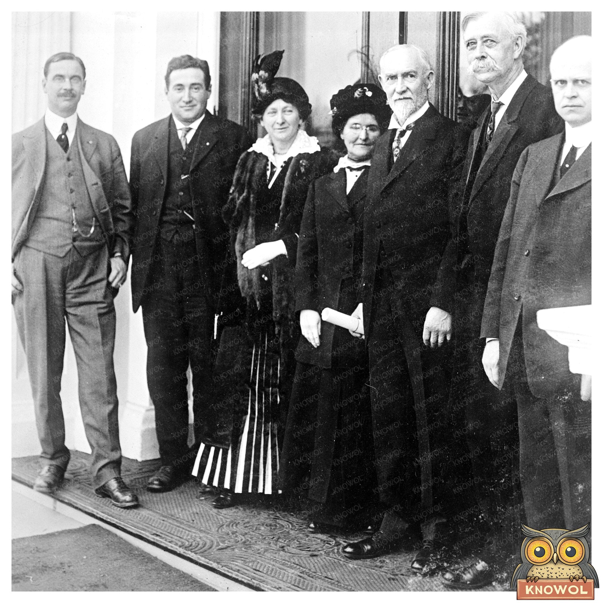 Historic 1915 Gathering of Oregons Leaders & Families