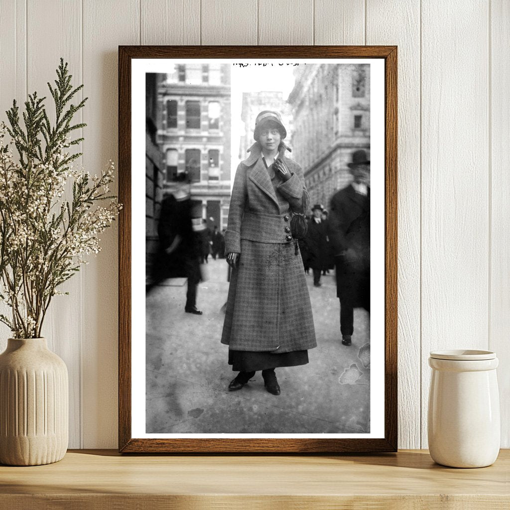 Elegant Portrait of a 1915 Socialite