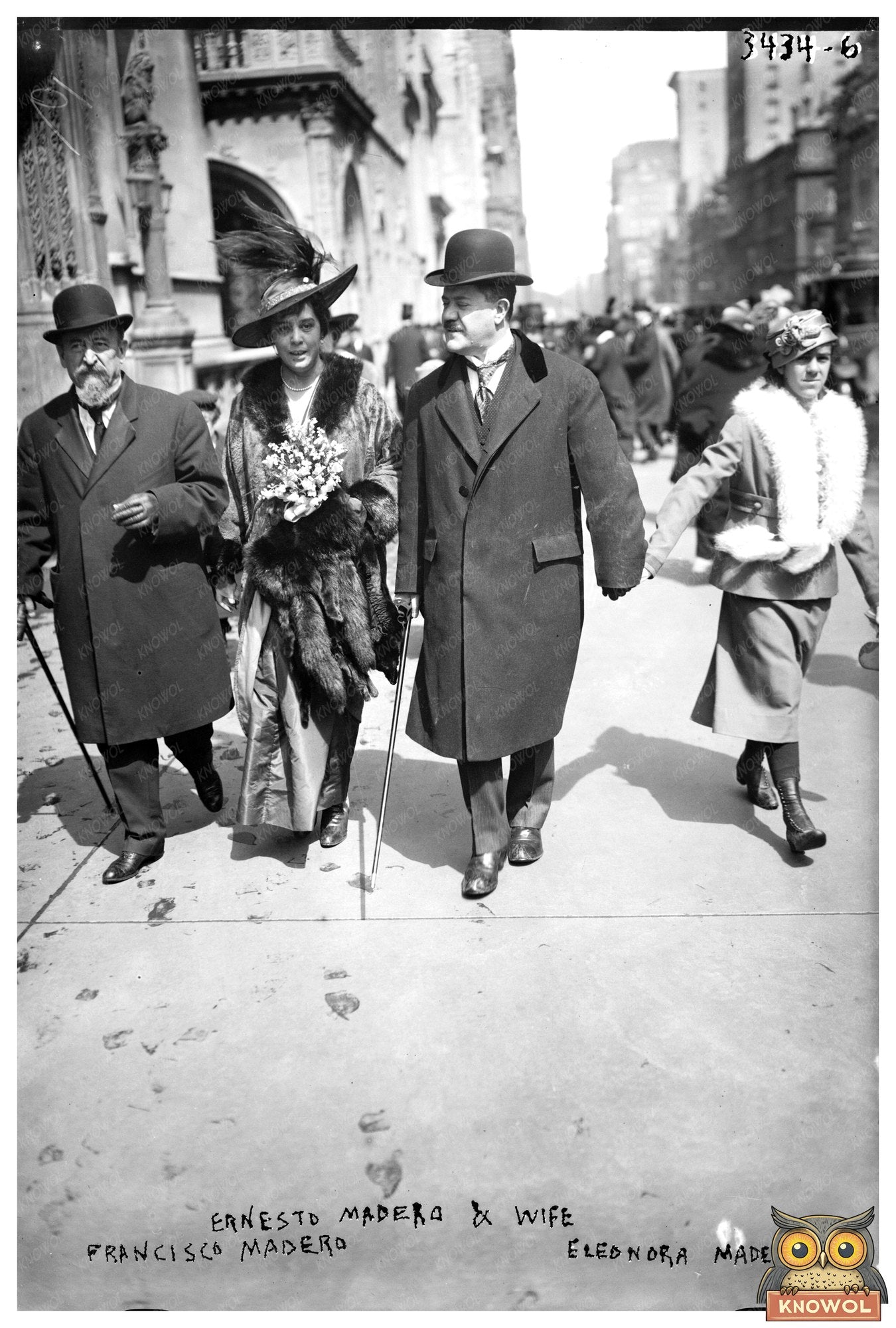 1910s Portrait: Madero Brothers and Wives Together