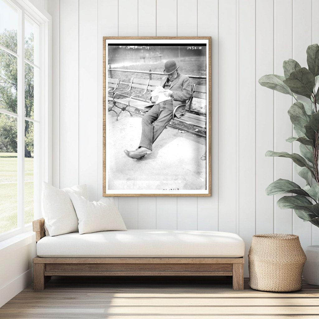 Union Square: Vibrant Life in Early 20th Century