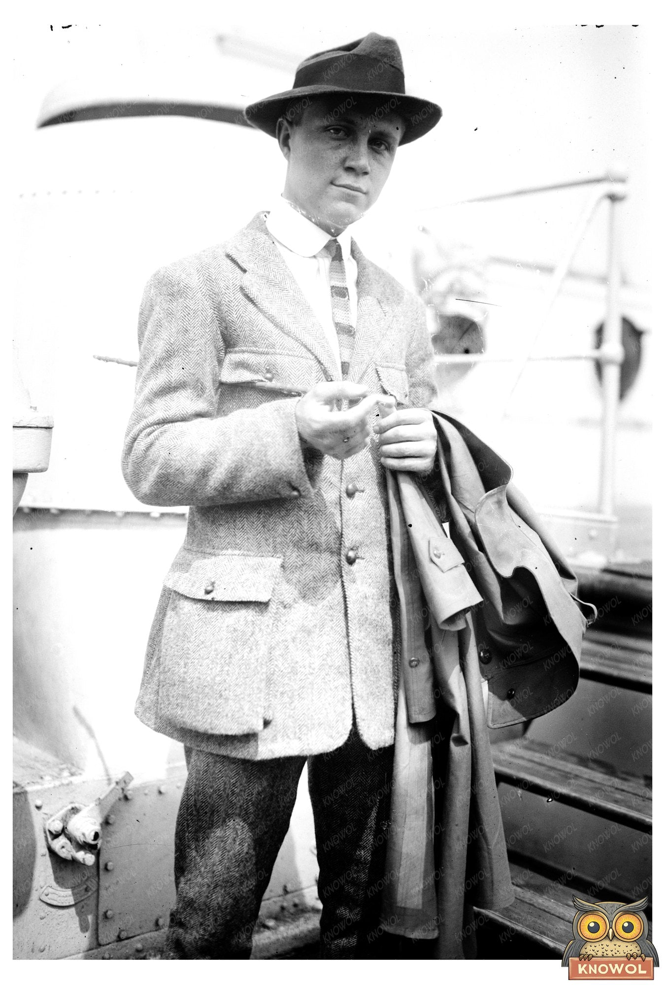 1915 Portrait of Notable Architect F. Bartram Towle