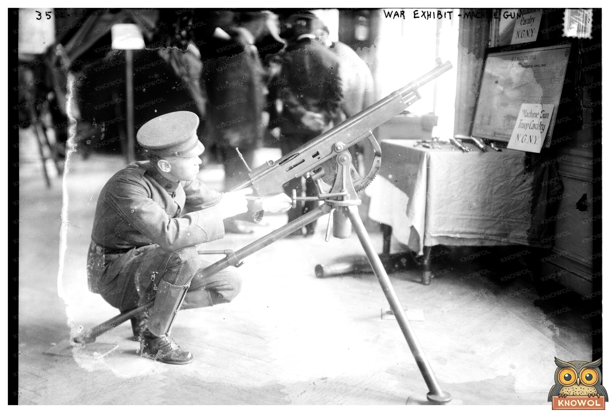 1915 Machine Gun: A World War I Milestone in Firepower