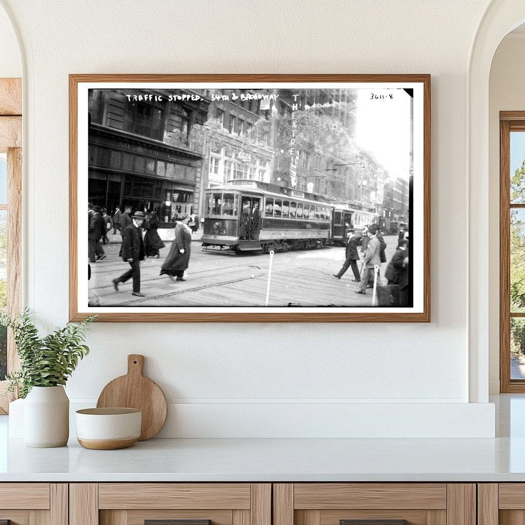 Vintage NYC: Busy Intersection of 34th & Broadway