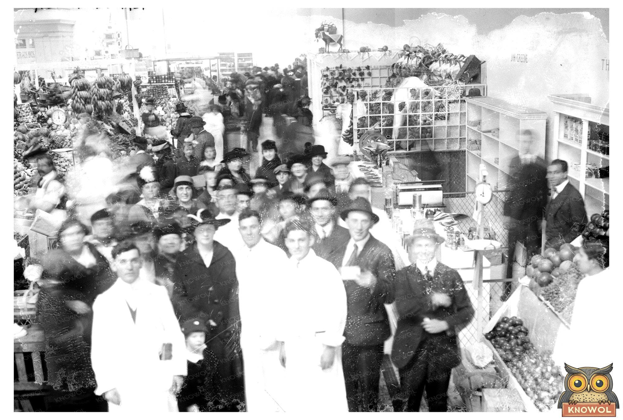 Historic Astor Market: A Glimpse of 1910s NYC Life