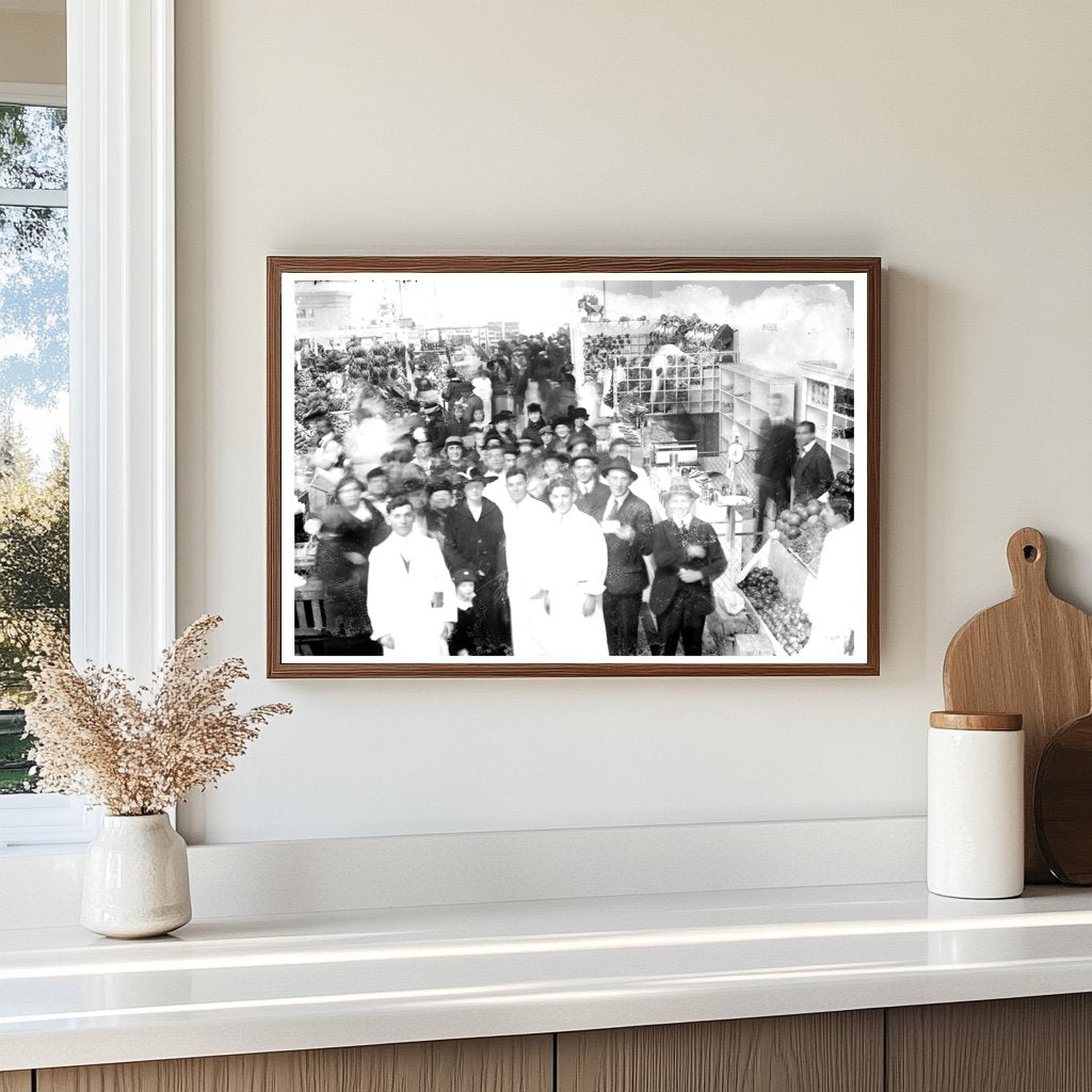 Historic Astor Market: A Glimpse of 1910s NYC Life