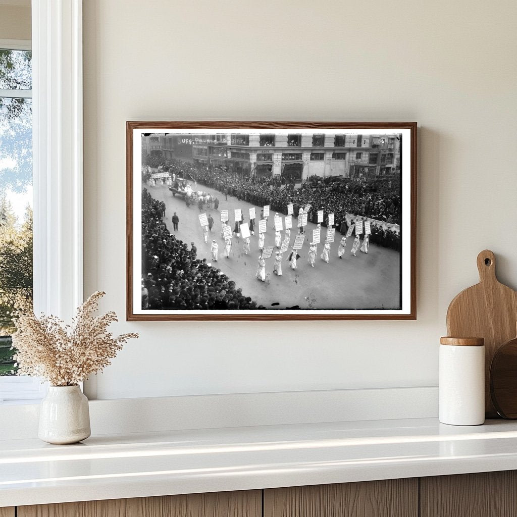 1915 New York Suffrage Parade Celebrating Womens Rights