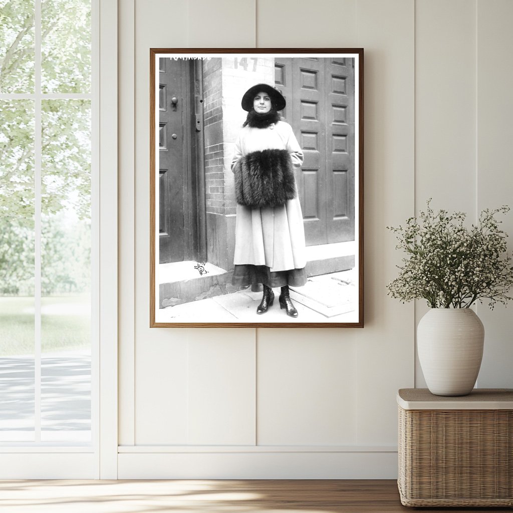 Historic Raymonde Delaunois Print, Vintage Art