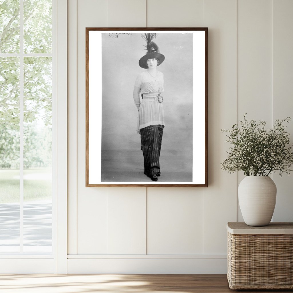 Historic Mrs. H. Lyndhurst Bruce Print, Vintage Art