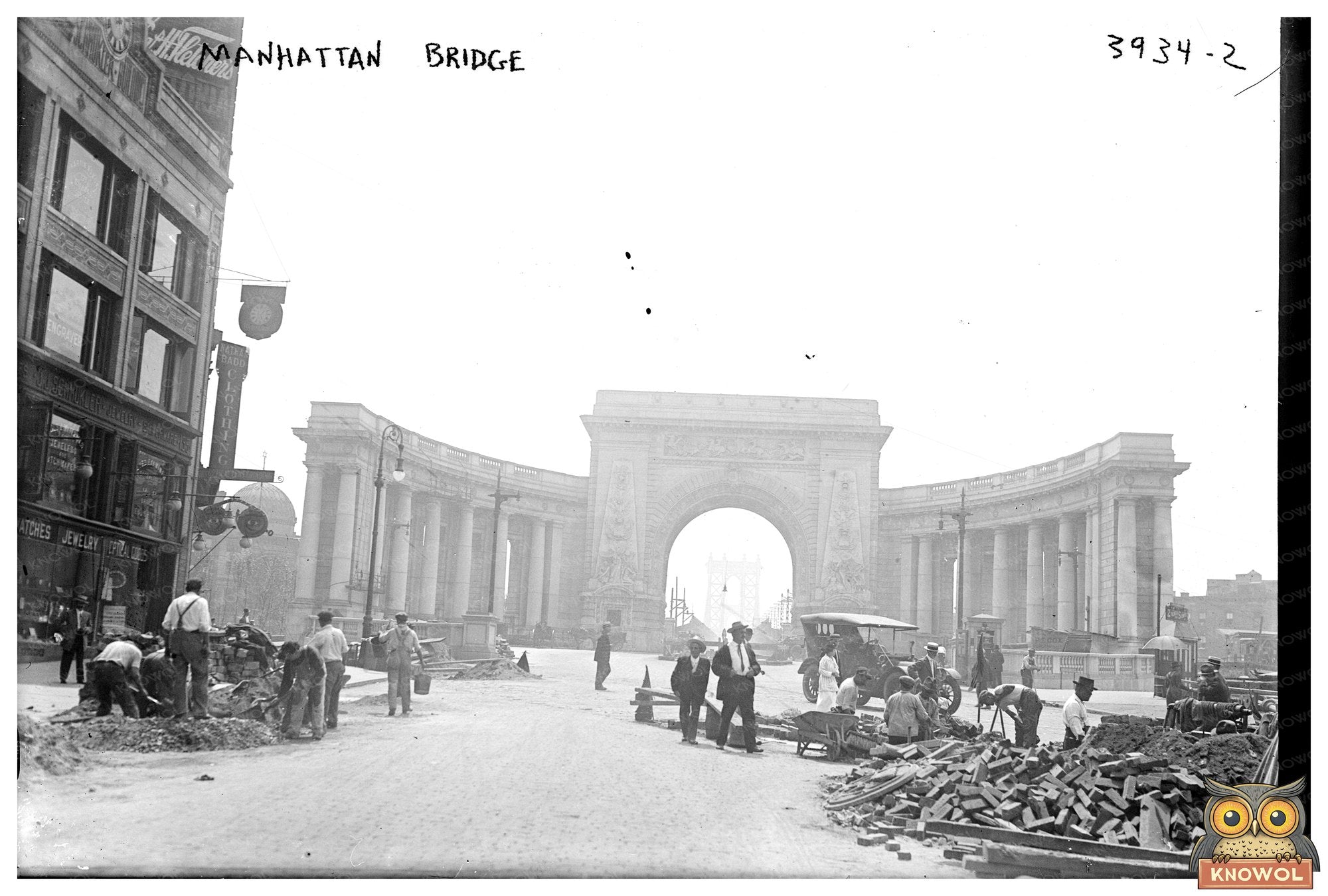 Historic Manhattan Bridge: A 1910s Icon