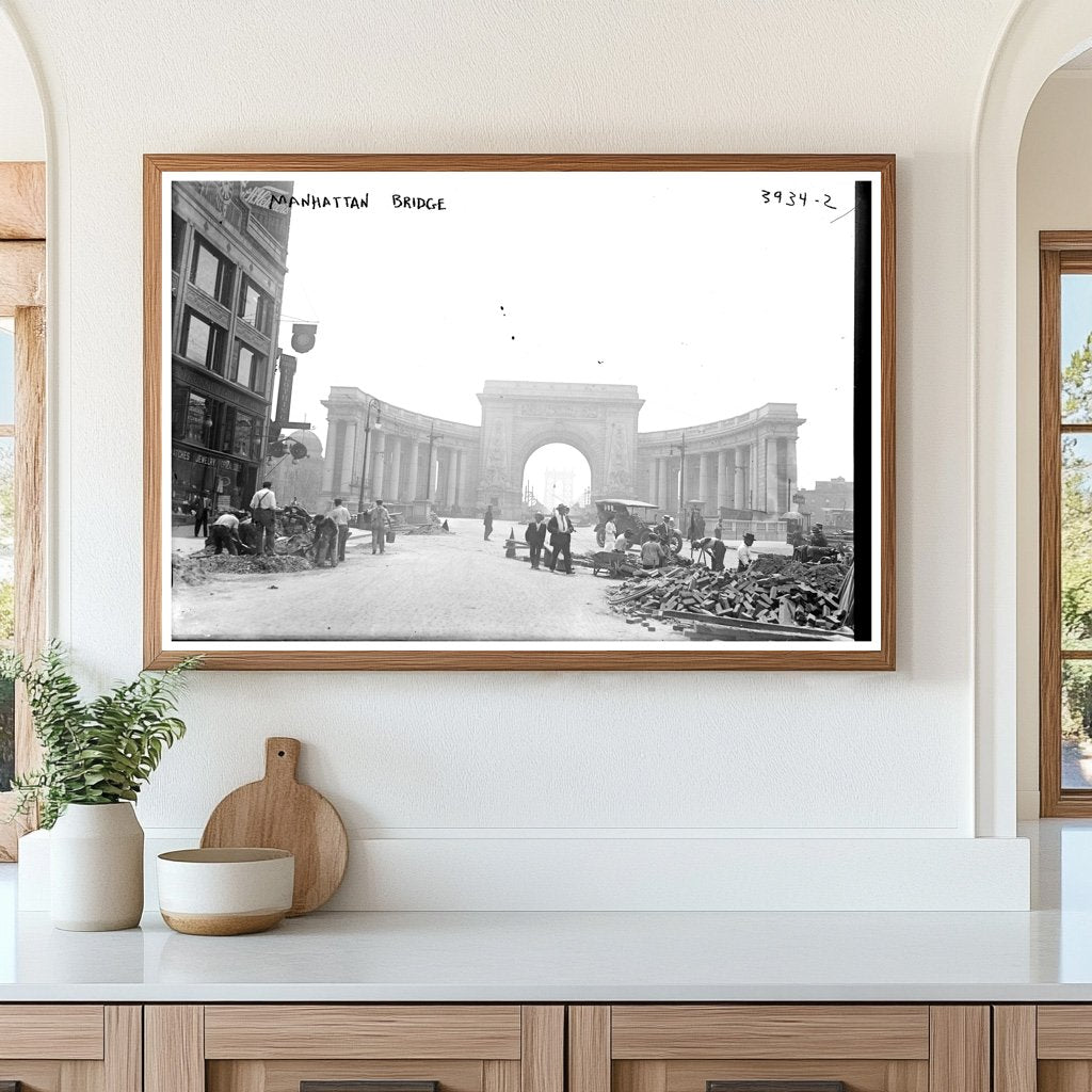 Historic Manhattan Bridge: A 1910s Icon