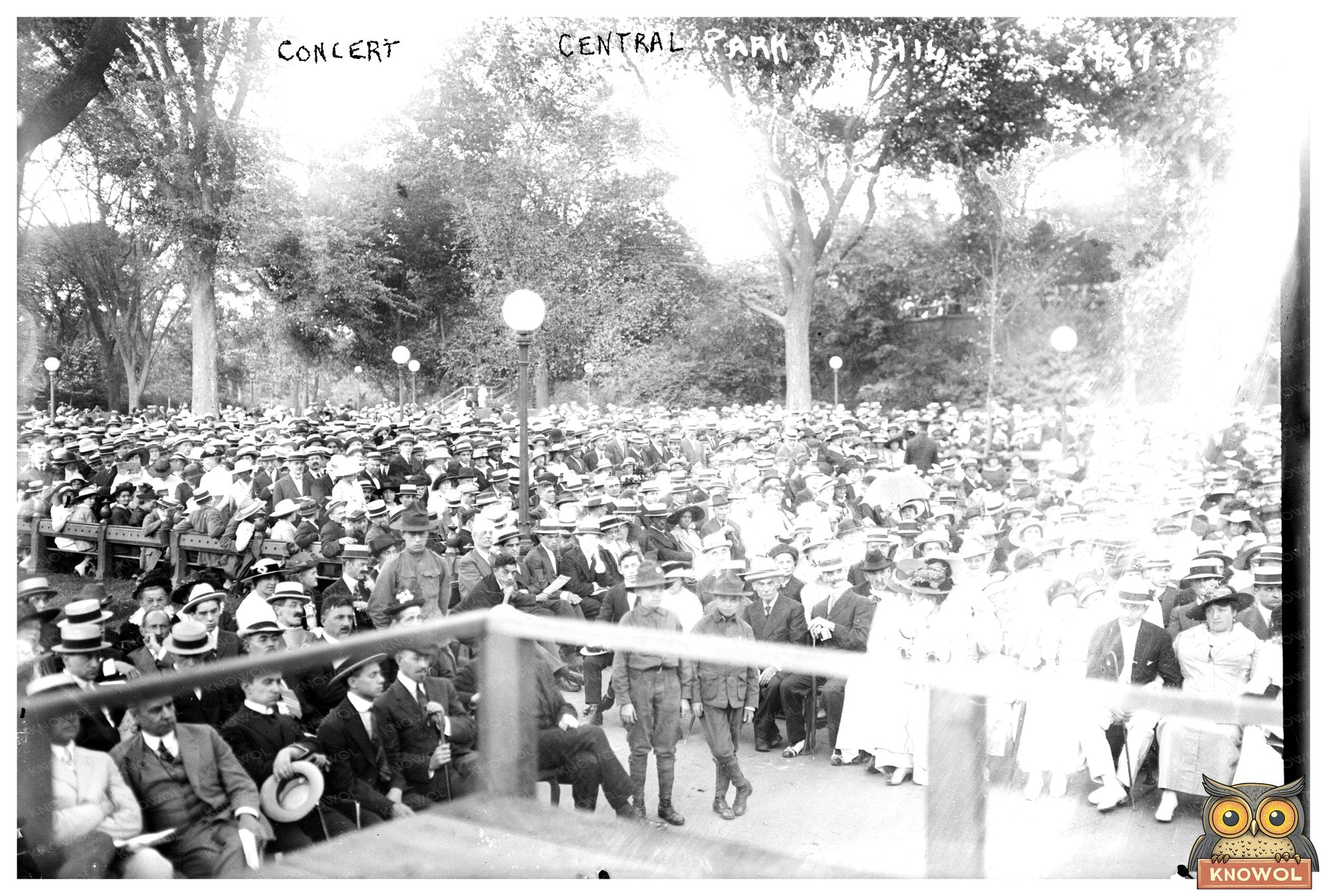 1920s Central Park Concert: A Vibrant Music Gathering