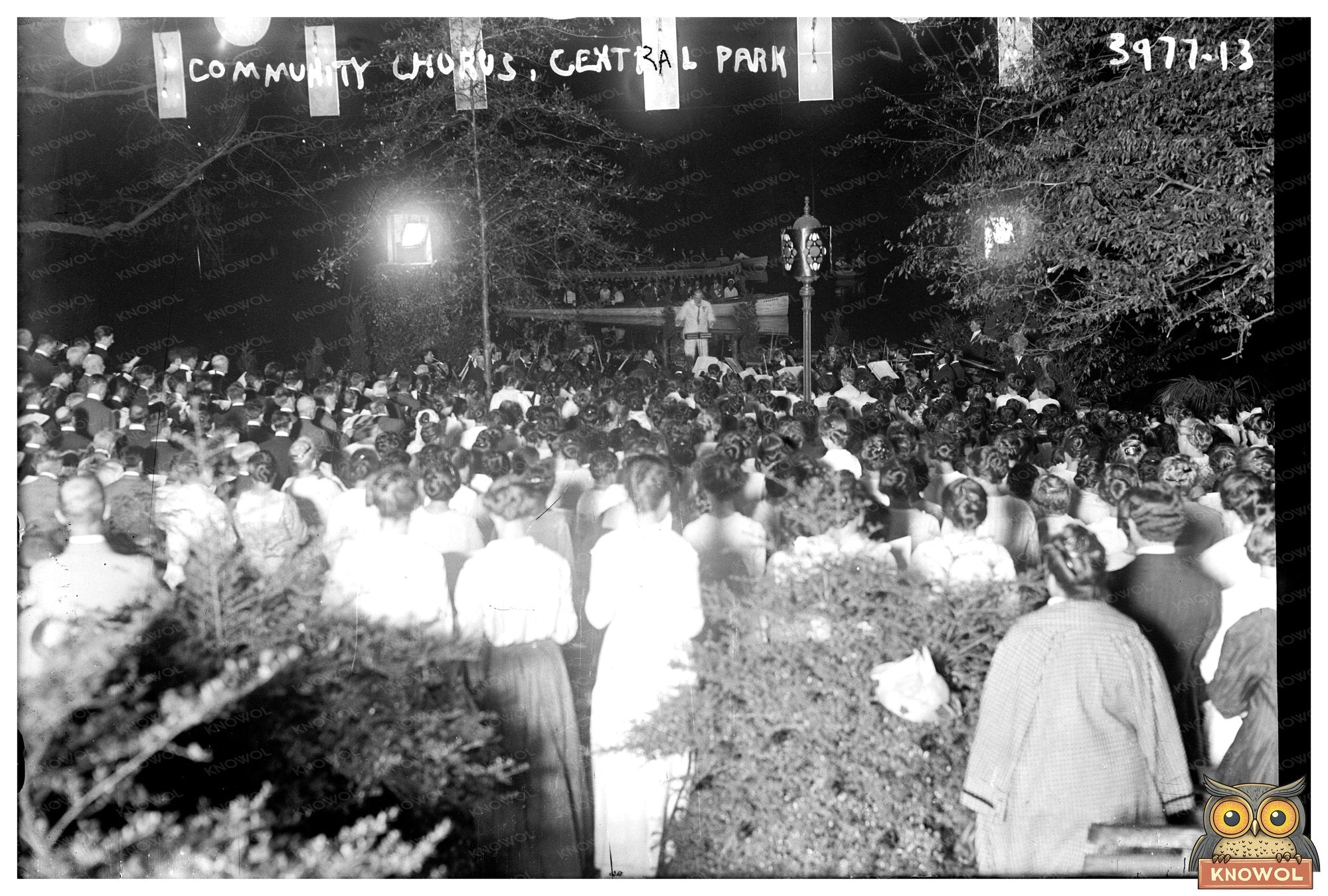 Vibrant Community Chorus Serenades Central Park (1915)