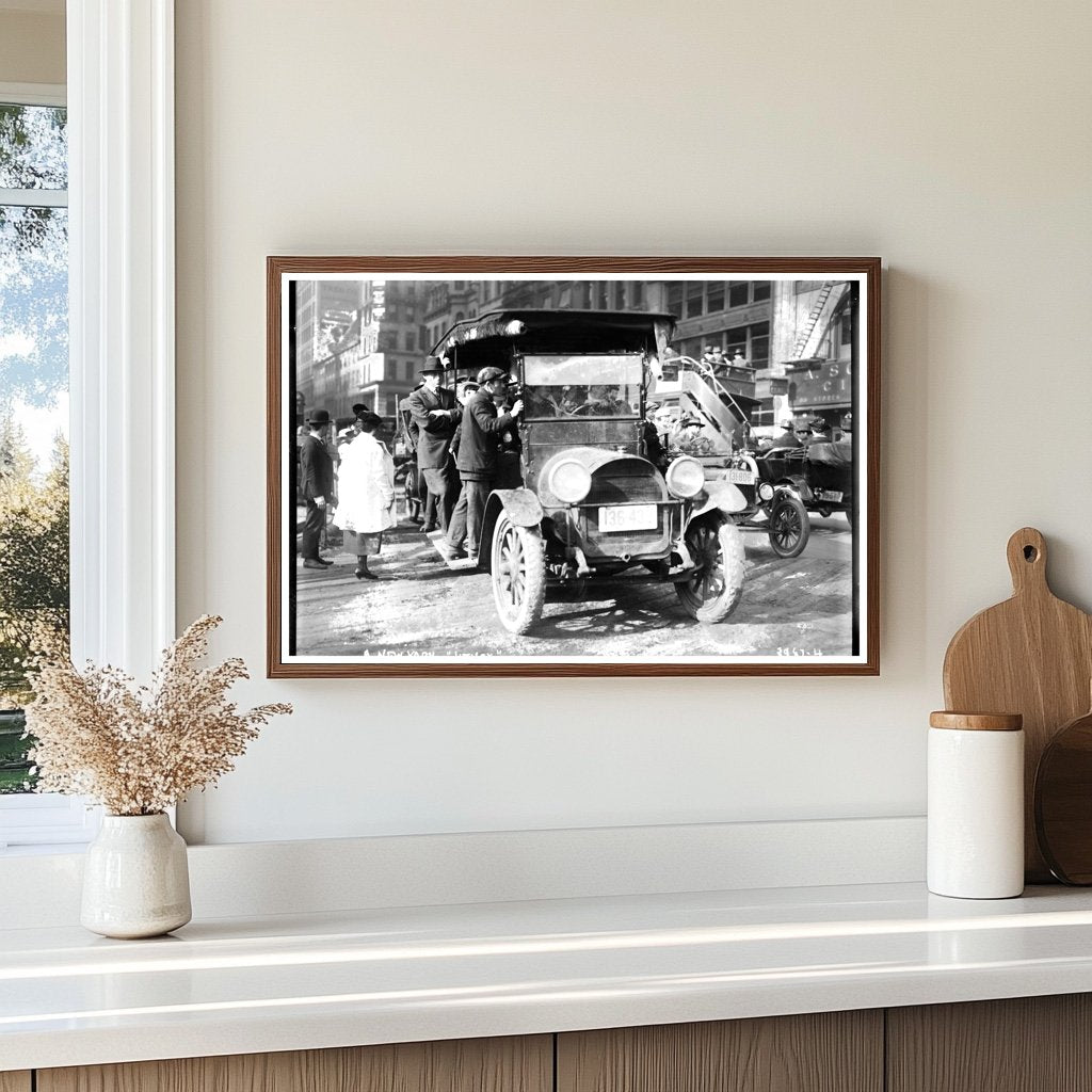 Vintage New York Jitney: Early 20th Century Transit