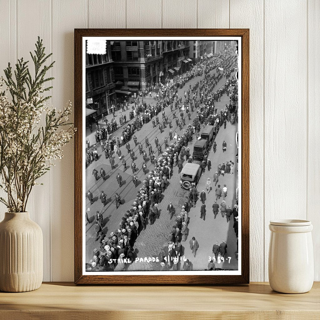 1916 Labor Strike Parade: A Historic Moment