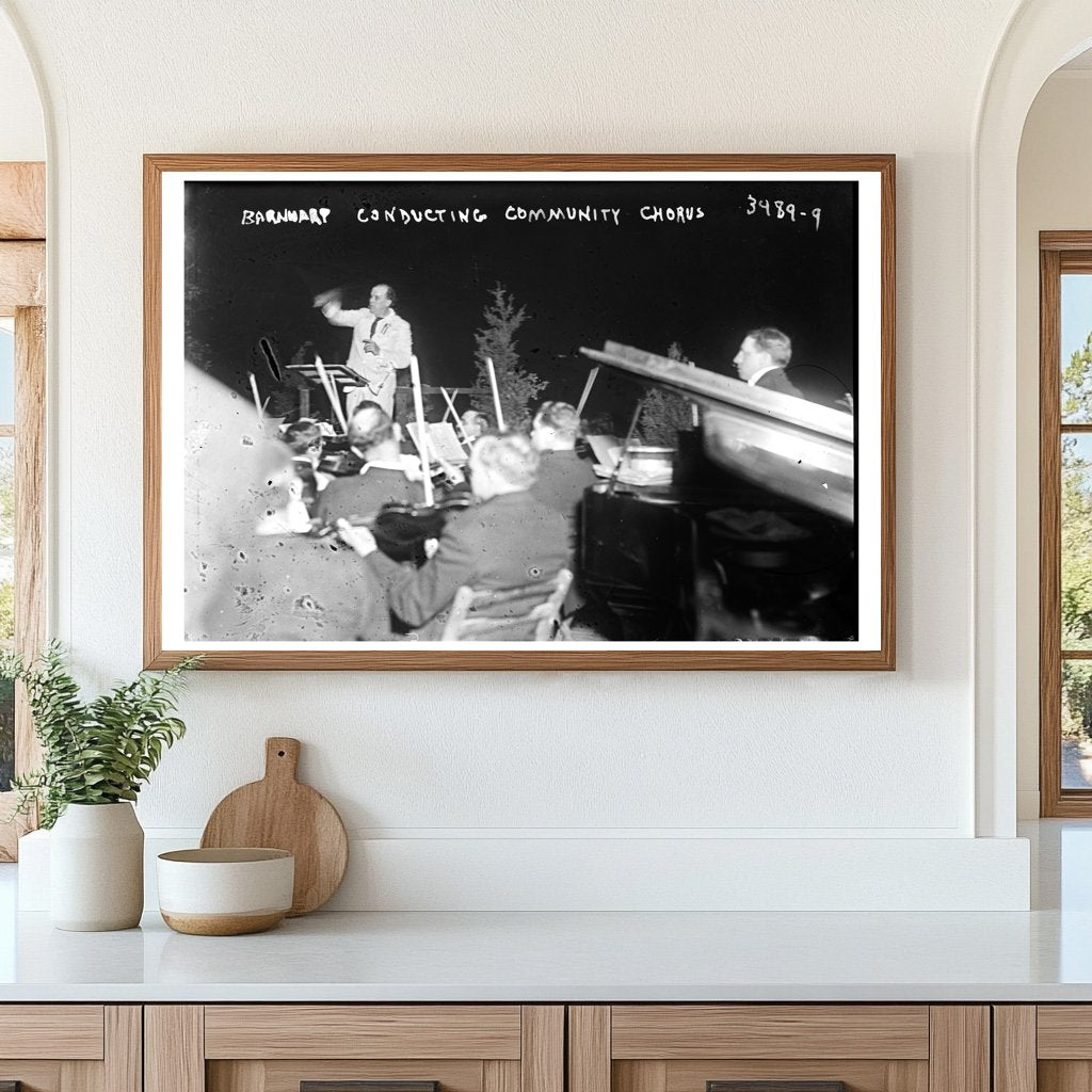 1920s Community Chorus Conducted with Passion