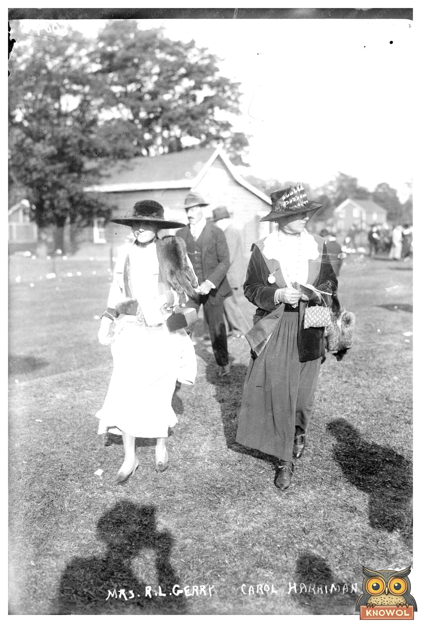 Mrs. R.L. Gerry & Carol Harriman, 1916 Snapshot
