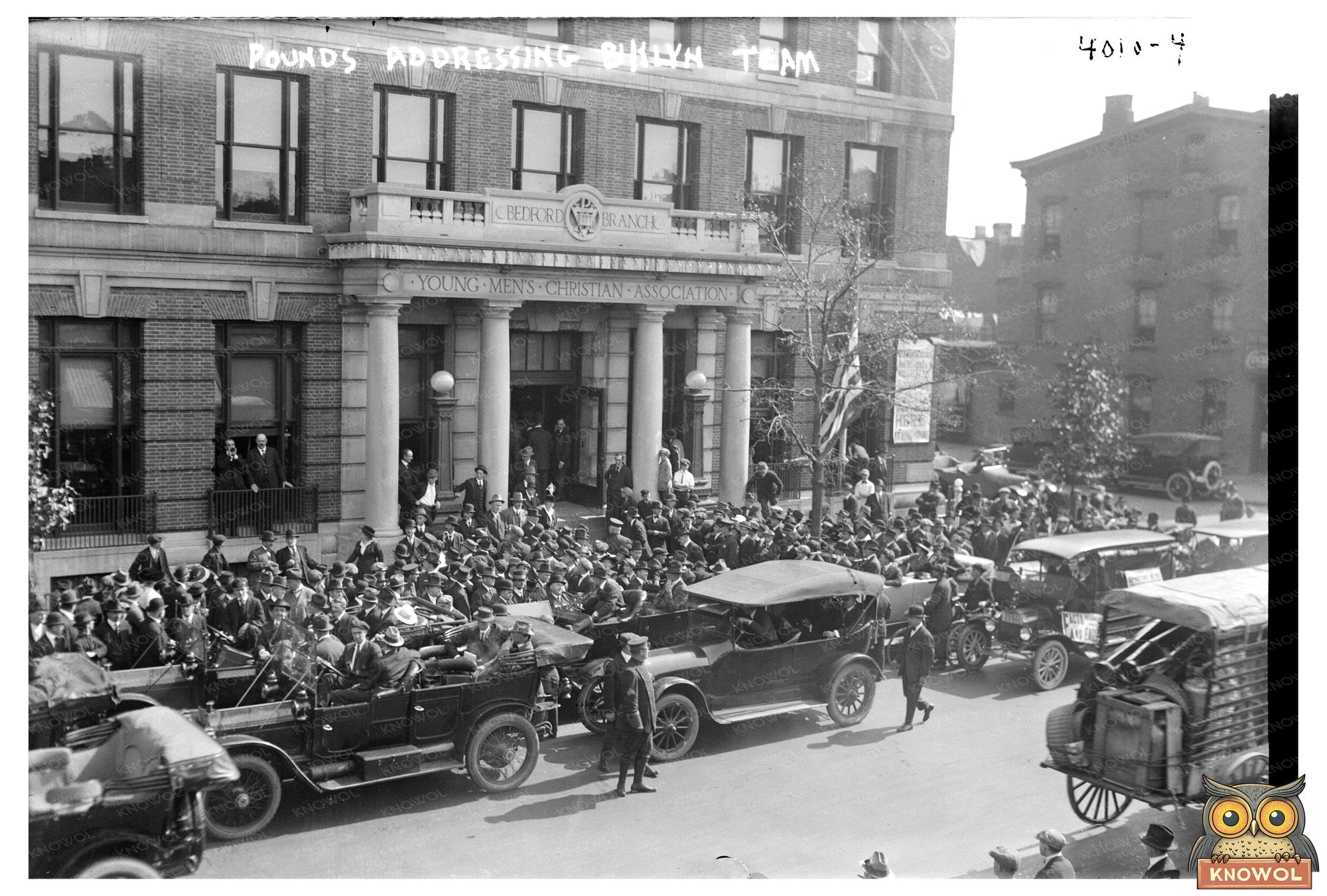 1916 Brooklyn Tip-Tops Team Meeting Moment