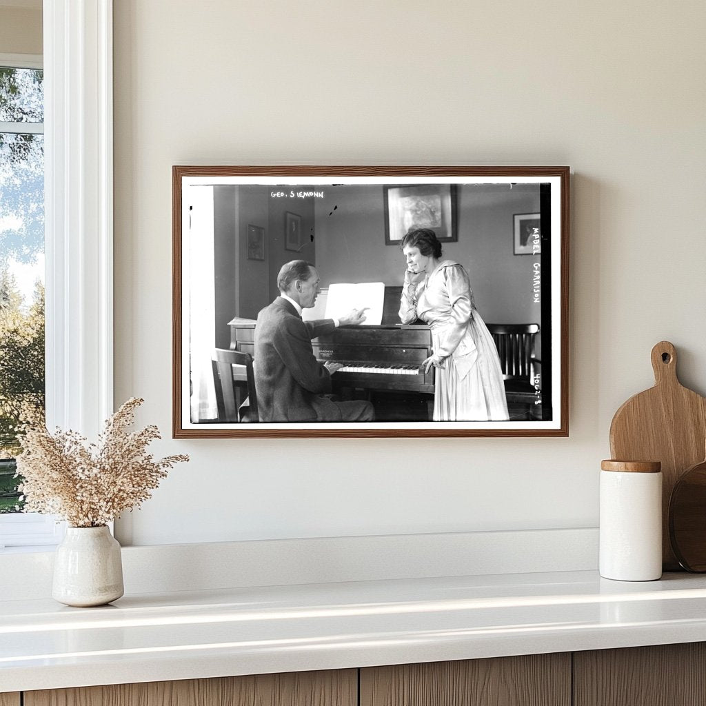 1920s Theatrical Duo: Geo Siemonn & Mabel Garrison