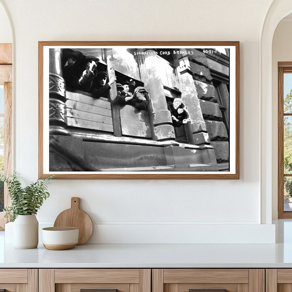 Early 20th Century Urban Life: Broker Signals