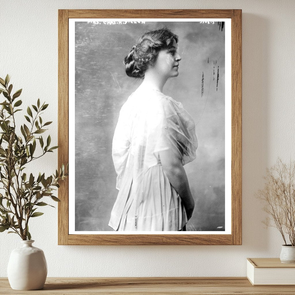 Historic Mrs. Chas. H. Dillon Print, Vintage Art