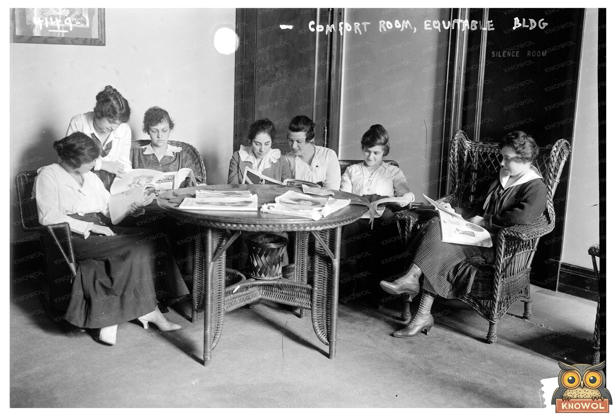 Elegant 1910s Comfort Room in Equitable Building