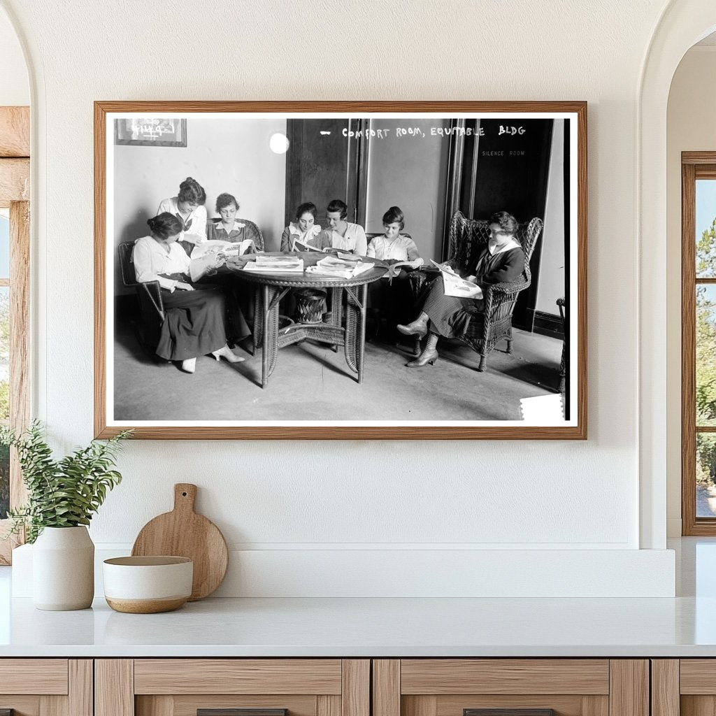 Elegant 1910s Comfort Room in Equitable Building