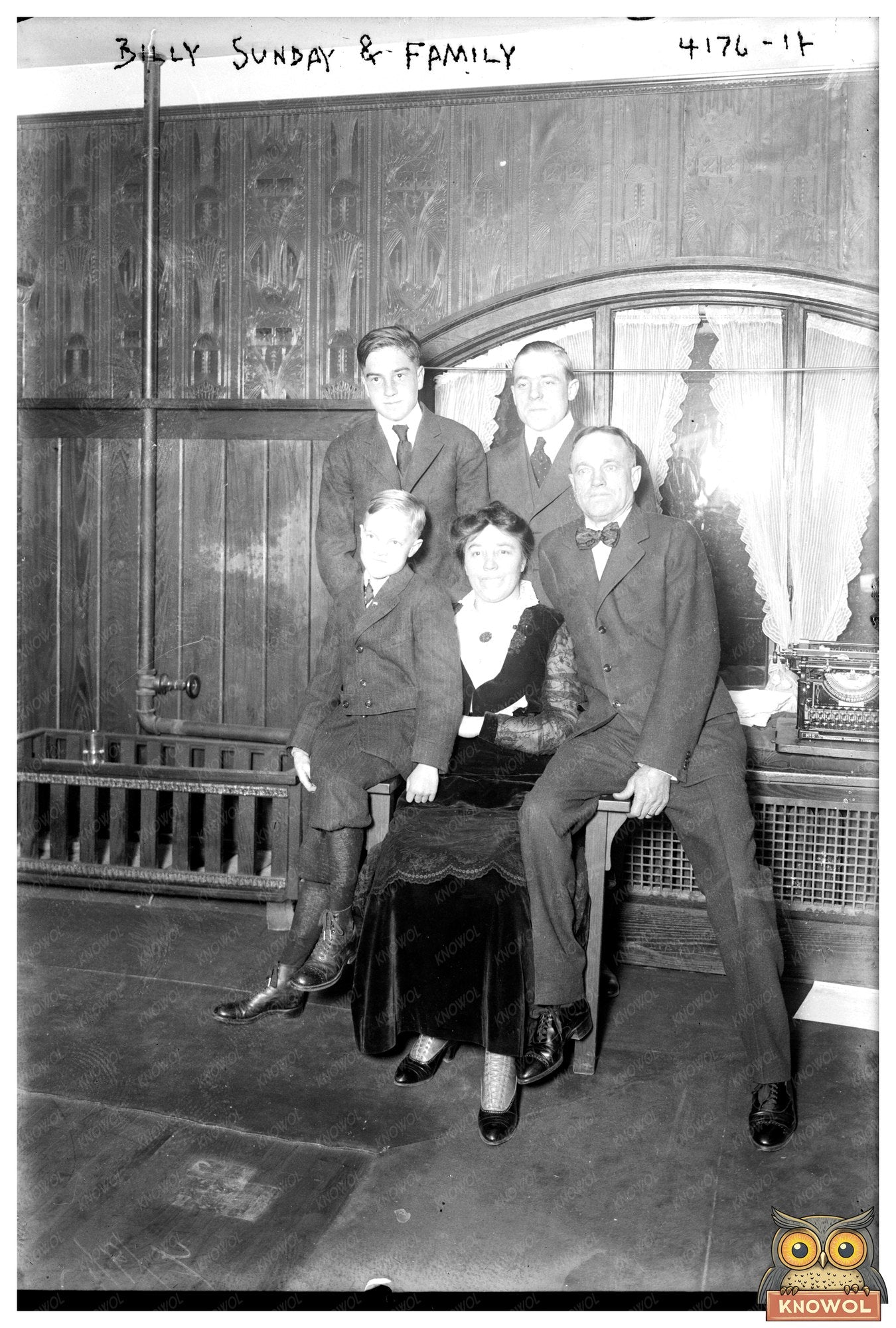 1915 Family Portrait of Baseball Legend Billy Sunday