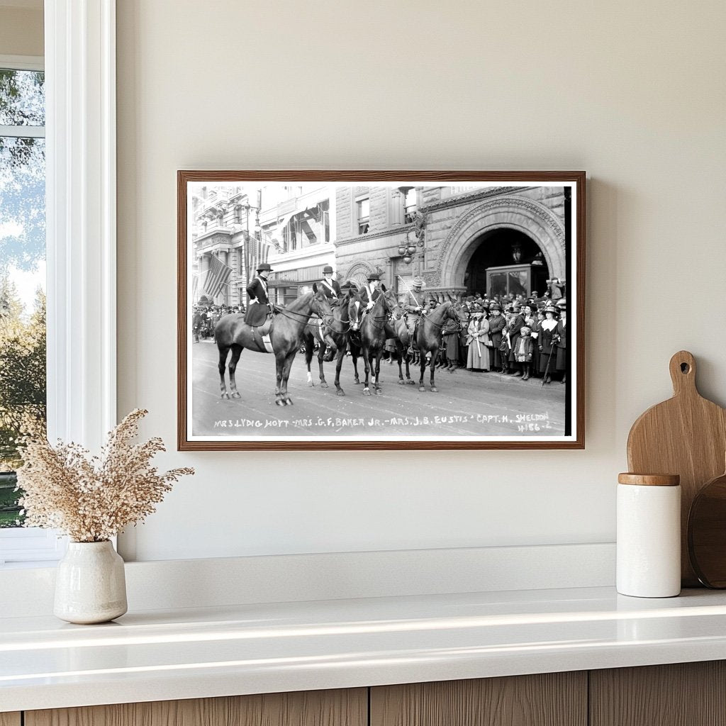 1917 Portrait of Prominent Women and a Captain