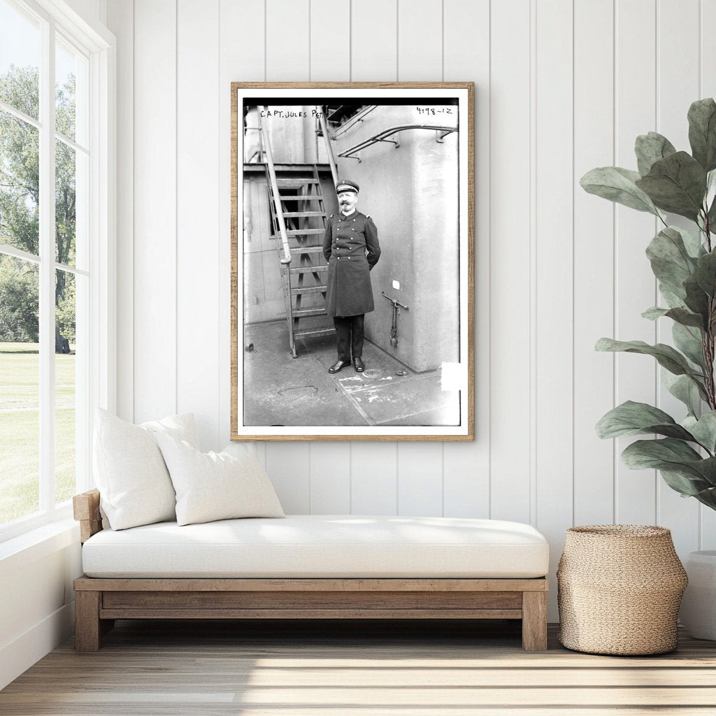 1917 WWI Heroism: Captain Petit in Uniform