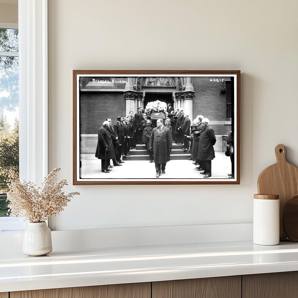 1917 Memorial Ceremony: A Glimpse Into Mourning Rituals