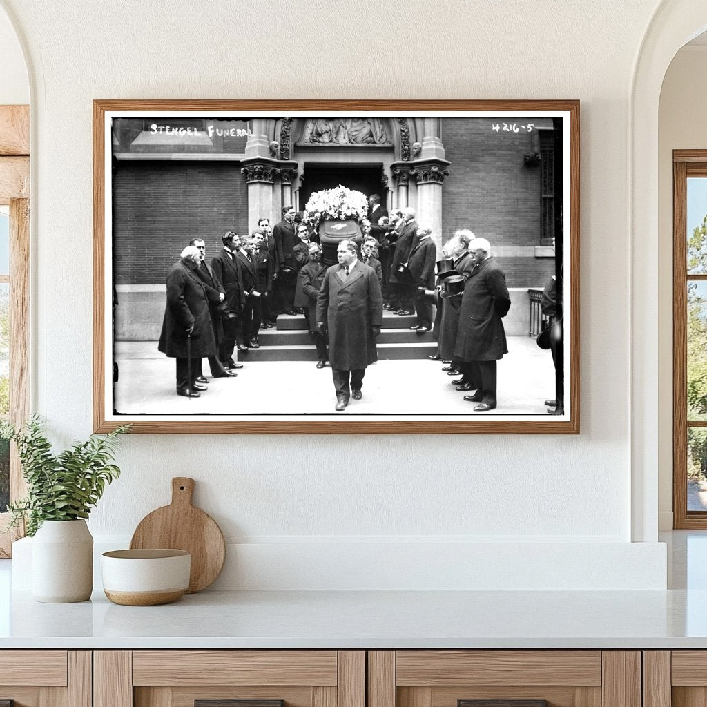 1917 Memorial Ceremony: A Glimpse Into Mourning Rituals