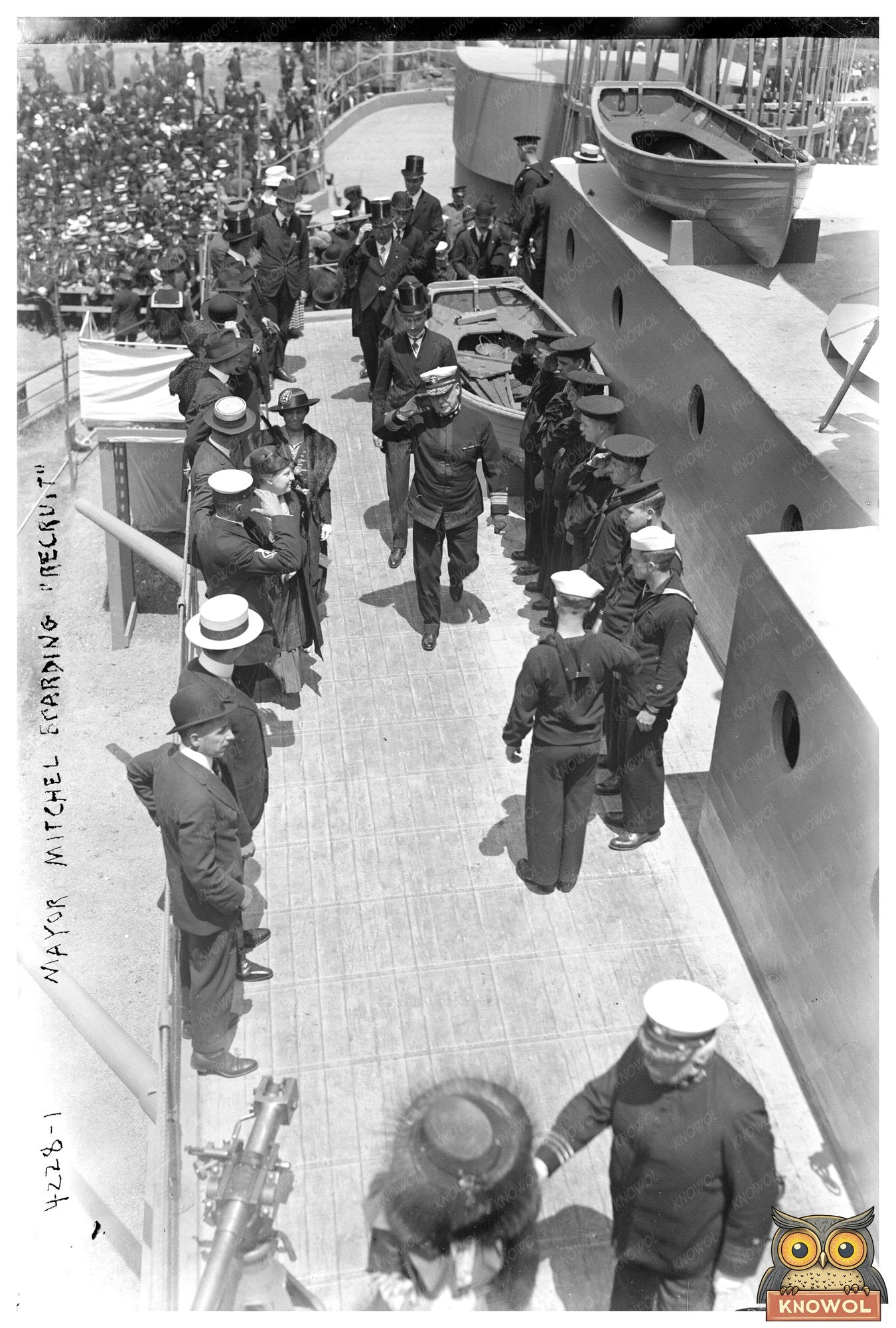 Historic World War I Moment: Mayor with New Recruit