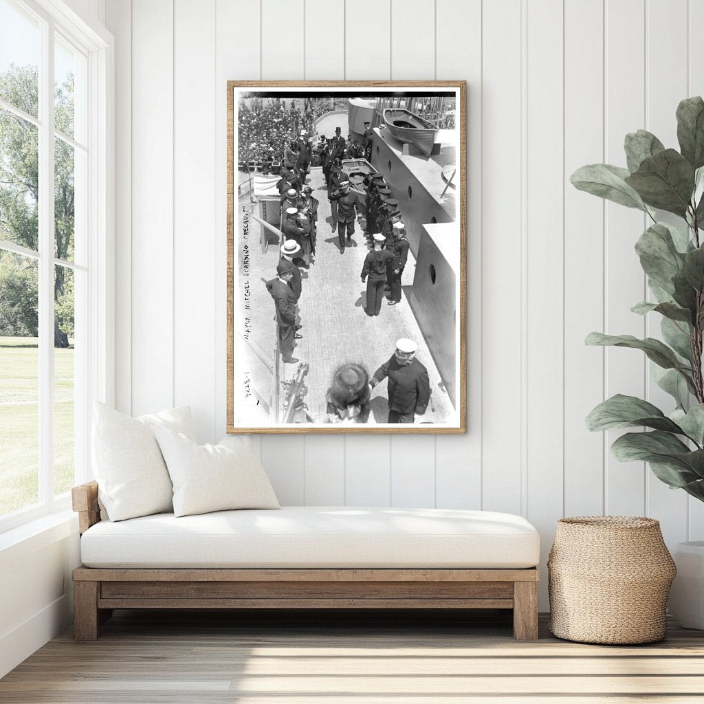 Historic World War I Moment: Mayor with New Recruit