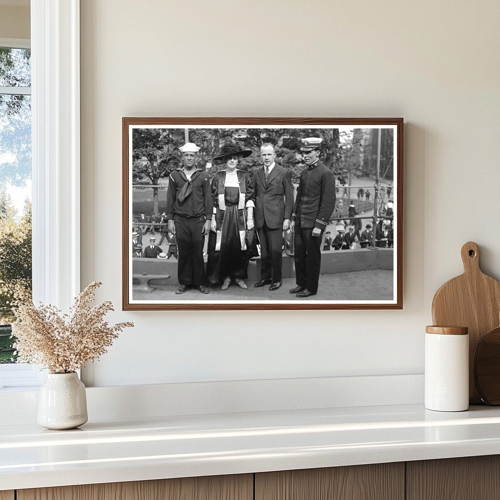 1917 WWI Era Portrait: Mrs. Harriman & Allies