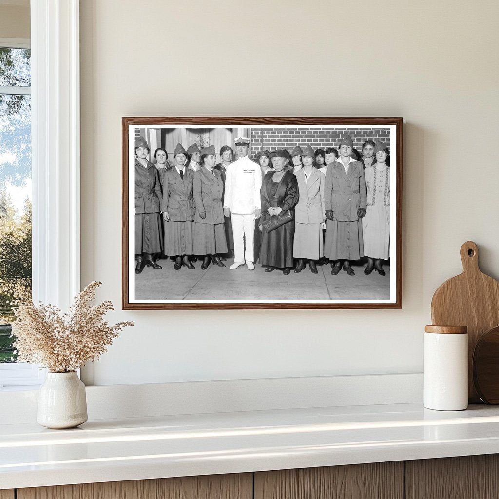 Historic 1917 Gathering of Marconi & Hunter Students