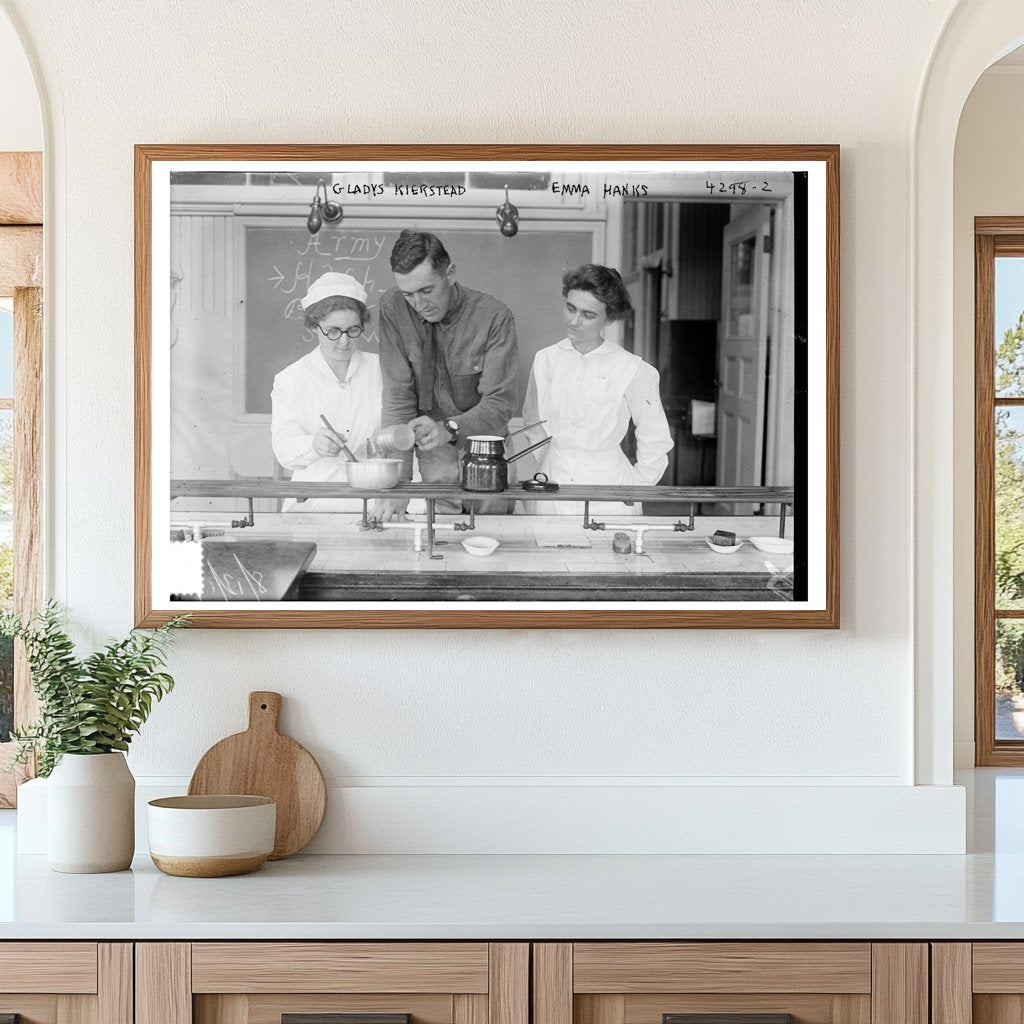 1917 World War I Era Women Portraits